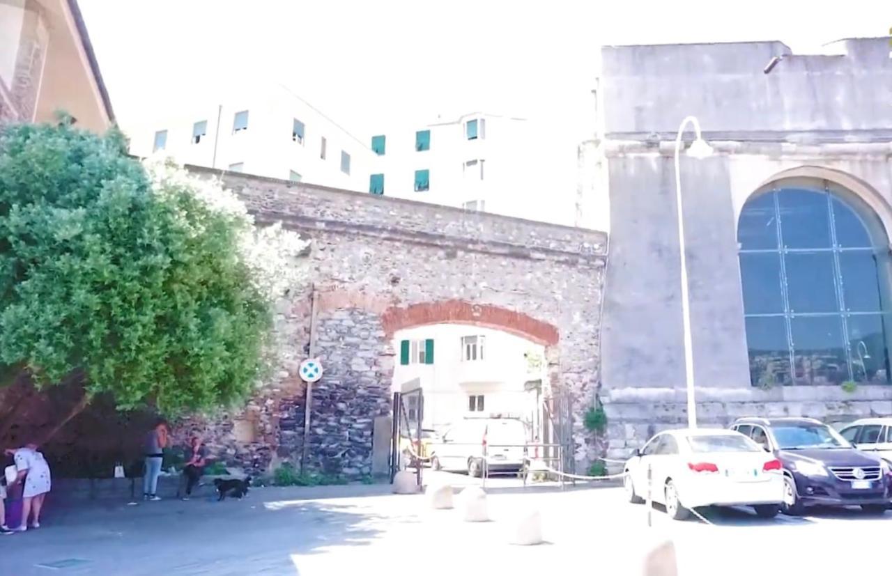 Casa Cimella, Un Nido Nel Cuore Del Porto Antico Cod Citra 010025-Lt-2629 Генуя Экстерьер фото